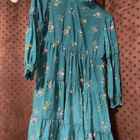 Beautiful green mocked dress , never worn from Zara - Picture 2 of 4